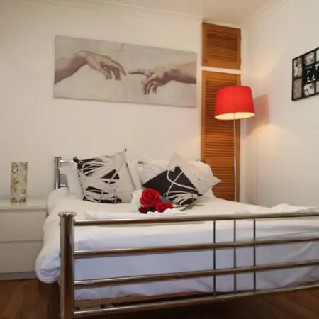 Apartasuites London Emerald Exterior photo
